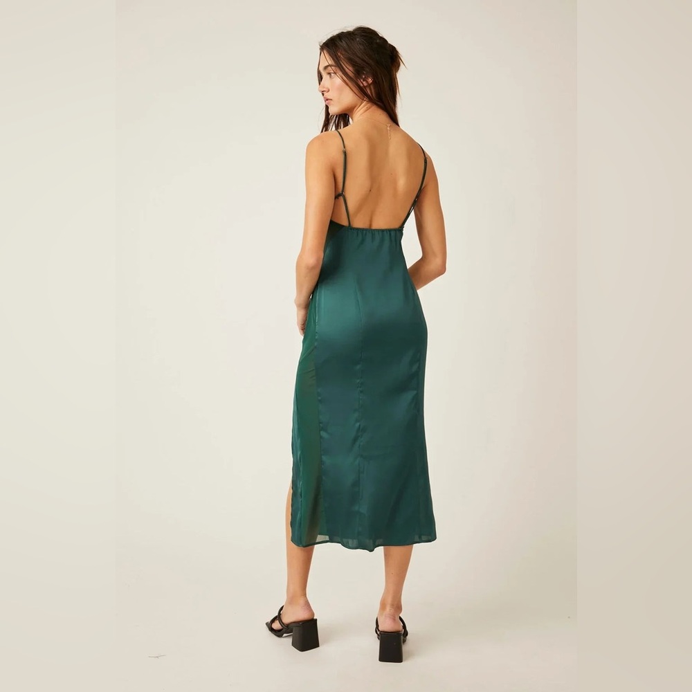 Free People Intimately City Cool Midi Slip In Evergreen Size Extra Small - Picture 3 of 11